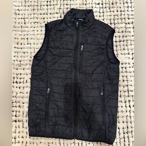 Men’s Stoic Black Puffer Vest, Small